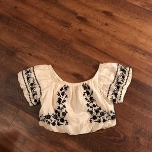 American Eagle Peasant crop top